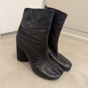 Maison Margiela tabi lamb leather boots 36.5